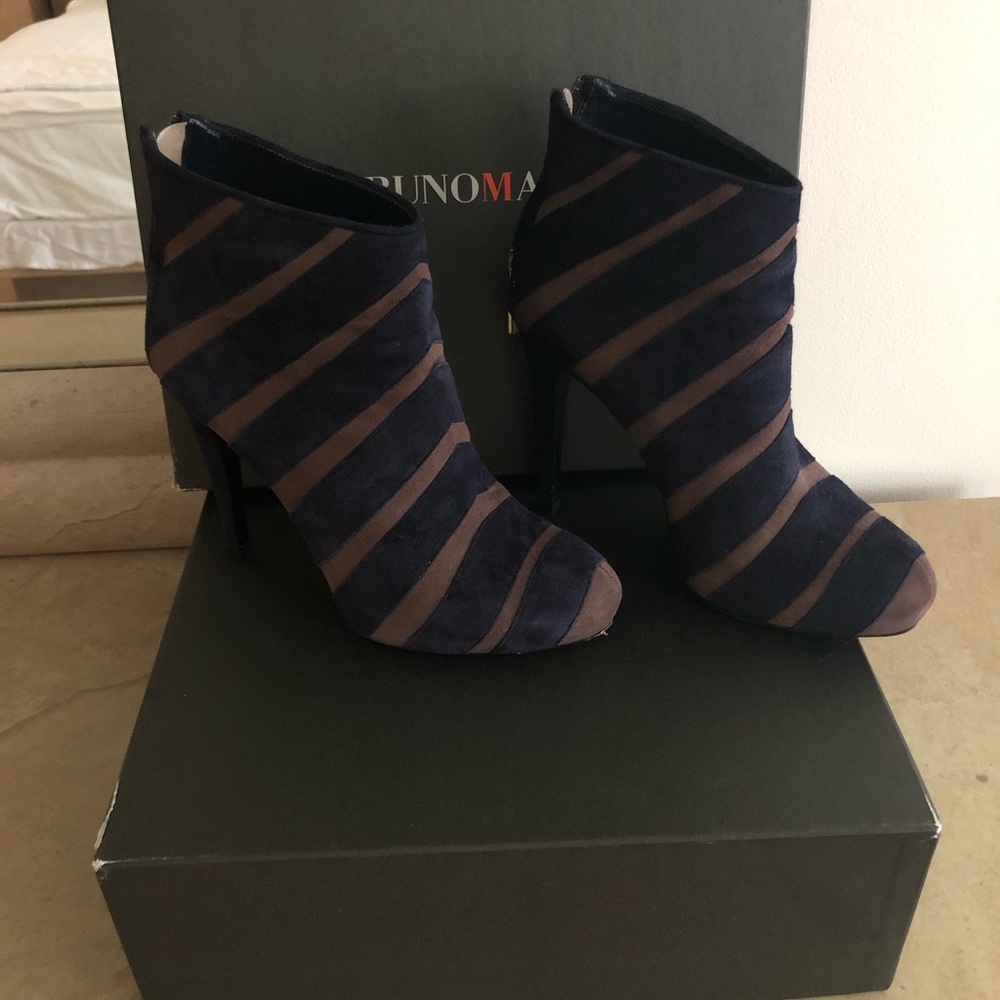 Ankle boots